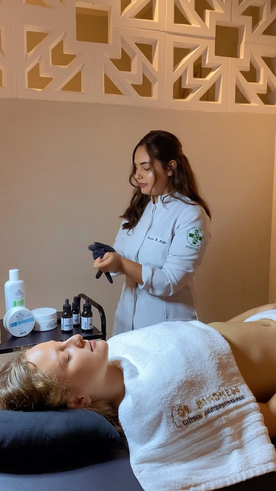 Massagem modeladora com Brenda Merfa